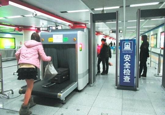 金屬探測安檢門(mén)為什么一般要和X光機配套使用？